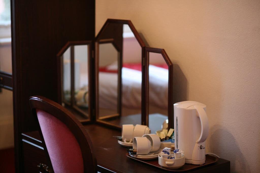 Highlands Hotel And Bar Hastings Bagian luar foto